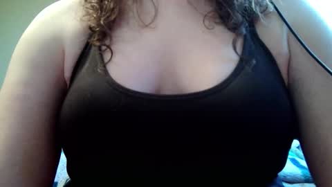 Snapshot of shathara chatting on March 22, 2026, 3:59 pm Shay online show from March 22, 2026, 3:59 pm