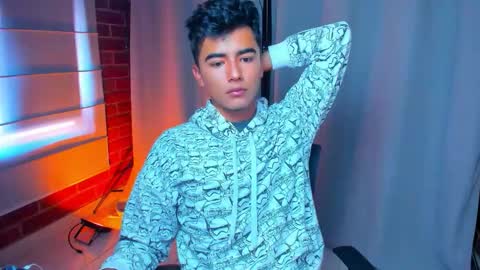 Snapshot of shawn__sanderson chatting on December 18, 2025, 1:39 pm Shawn online show from December 18, 2025, 1:39 pm