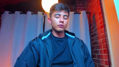 Snapshot of shawn__sanderson chatting on January 6, 2026, 11:03 am Shawn online show from January 6, 2026, 11:03 am