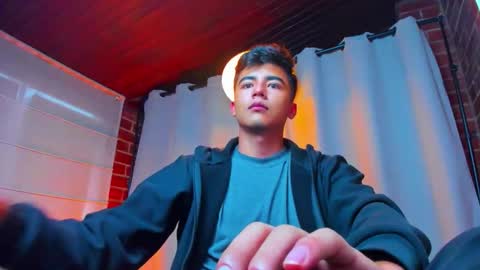 Snapshot of shawn__sanderson chatting on January 9, 2026, 11:13 am Shawn online show from January 9, 2026, 11:13 am