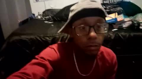 Snapshot of shawnvegas67 chatting on February 15, 2026, 2:19 am shawnvegas67 online show from February 15, 2026, 2:19 am