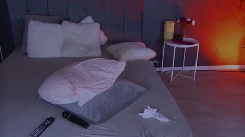 shayblonde online show from January 4, 2025, 3:07 am