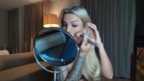 shayblonde online show from November 21, 2025, 8:51 pm