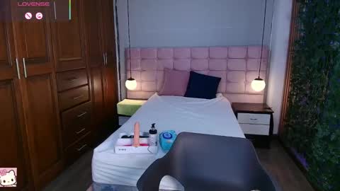 Shay Miller online show from March 3, 2026, 12:00 pm