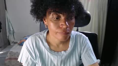 Shayna online show from December 5, 2024, 6:55 pm