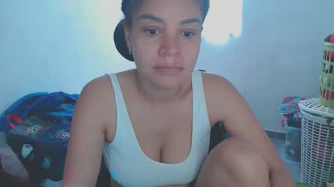 Shayna online show from June 6, 2026, 3:50 pm