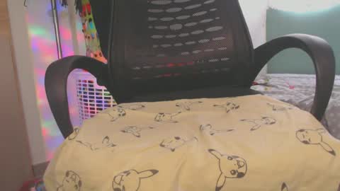 Shayna online show from June 20, 2026, 9:28 pm