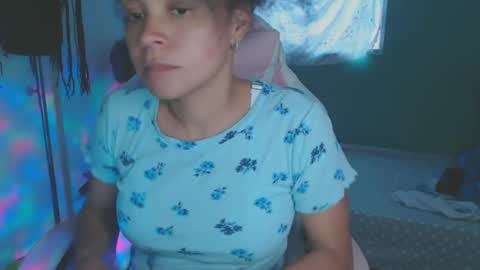 Shayna online show from July 19, 2026, 10:57 pm