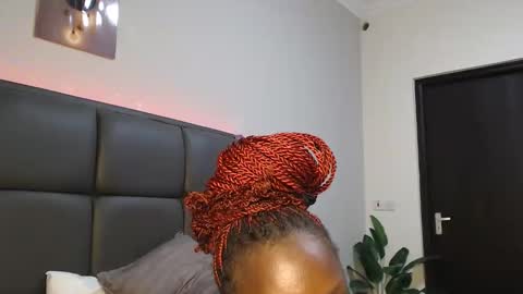 Snapshot of shayne_akinyi chatting on April 30, 2026, 8:15 pm Shayne online show from April 30, 2026, 8:15 pm