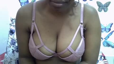 Snapshot of shazzypreety chatting on July 2, 2026, 12:33 pm shazzypreety online show from July 2, 2026, 12:33 pm