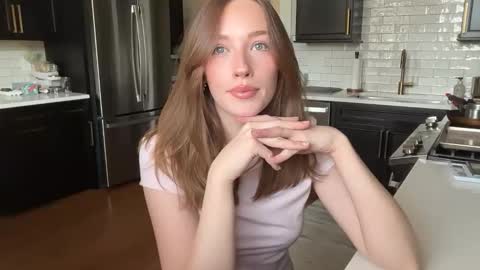 Snapshot of sheababyyy chatting on June 11, 2026, 2:59 pm Shea xx online show from June 11, 2026, 2:59 pm