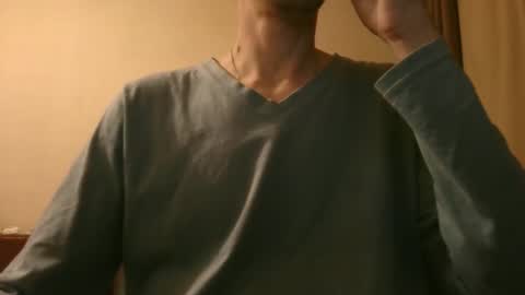 Snapshot of shedevr02 chatting on December 1, 2025, 5:07 pm Roger online show from December 1, 2025, 5:07 pm