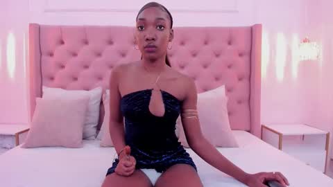 Sheila  online show from March 17, 2026, 8:12 pm