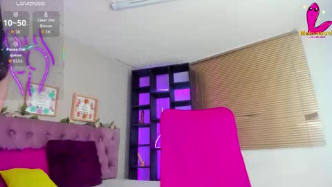 Snapshot of shelby_carson chatting on November 29, 2025, 1:14 pm Shelby cute online show from November 29, 2025, 1:14 pm