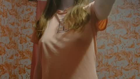 Snapshot of shelikessoymilk chatting on February 6, 2025, 2:55 am Erika online show from February 6, 2025, 2:55 am