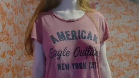 Snapshot of shelikessoymilk chatting on September 30, 2025, 8:25 pm Erika online show from September 30, 2025, 8:25 pm