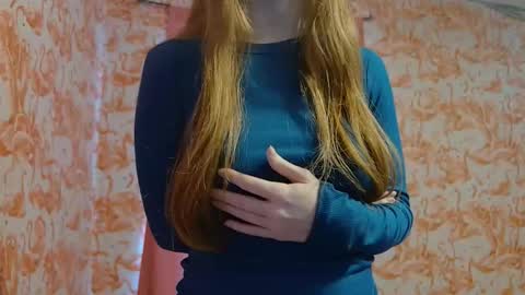 Snapshot of shelikessoymilk chatting on October 23, 2025, 5:55 pm Erika online show from October 23, 2025, 5:55 pm