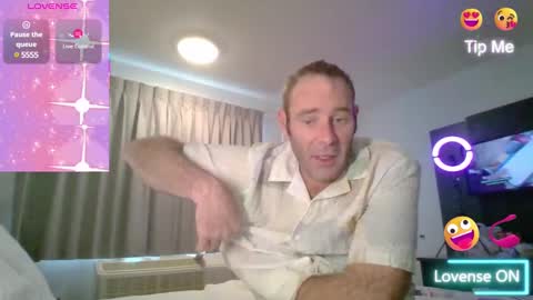 Hippie Love online show from January 21, 2025, 6:02 pm