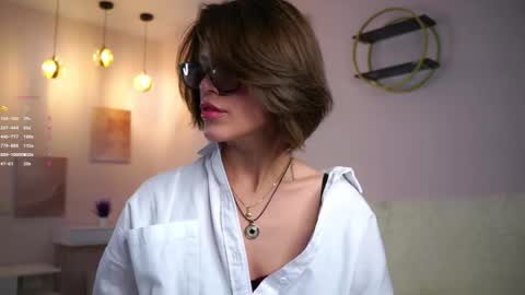 Alex online show from October 30, 2025, 1:07 am