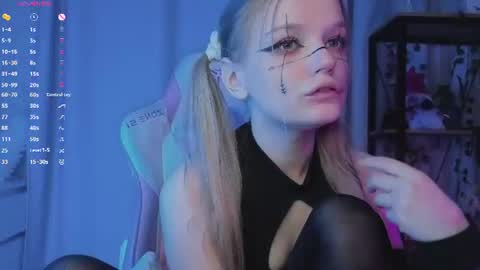 shellyboom online show from June 14, 2026, 4:42 pm