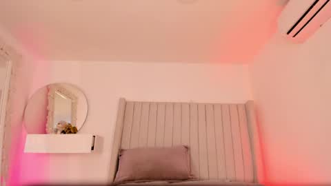 Snapshot of shelynna_azzul chatting on June 3, 2026, 12:30 pm shelynna_azzul online show from June 3, 2026, 12:30 pm