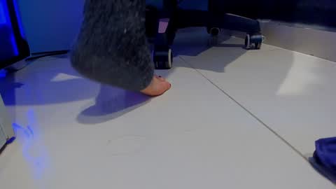 .. Sherilk .. online show from January 9, 2025, 1:45 pm