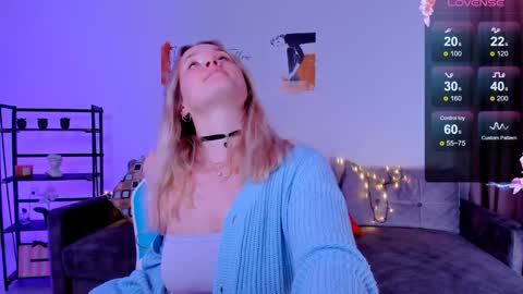 Snapshot of sherill_brill chatting on January 25, 2025, 1:52 pm Sheril online show from January 25, 2025, 1:52 pm