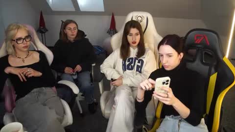 Snapshot of sheryl_elegance chatting on October 14, 2025, 10:38 am Sheryl online show from October 14, 2025, 10:38 am