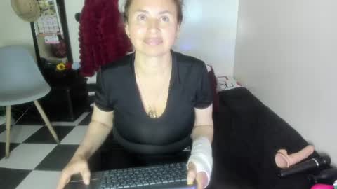 Shera Hade online show from July 12, 2026, 1:18 am