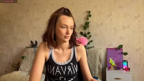 Vanessa online show from April 26, 2026, 7:06 am