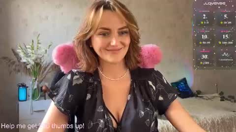 Snapshot of sheslike_firstlove chatting on July 24, 2026, 12:47 pm Vanessa online show from July 24, 2026, 12:47 pm