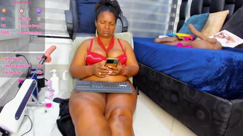 sheyla__ebony online show from May 8, 2026, 11:43 pm