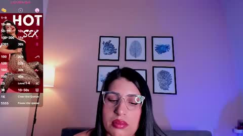 Sheyla online show from June 17, 2026, 3:53 am