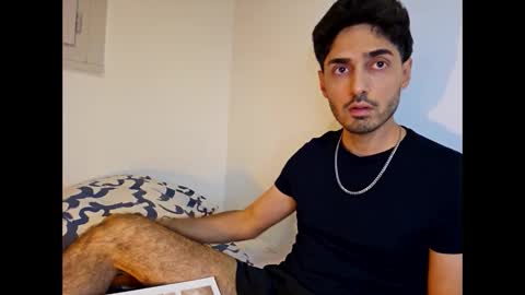 Snapshot of shhervin chatting on December 13, 2025, 8:04 pm shhervin online show from December 13, 2025, 8:04 pm