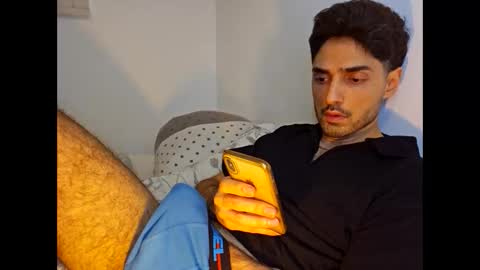 Snapshot of shhervin chatting on February 12, 2026, 1:11 am shhervin online show from February 12, 2026, 1:11 am