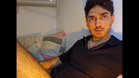 Snapshot of shhervin chatting on March 2, 2026, 12:45 pm shhervin online show from March 2, 2026, 12:45 pm