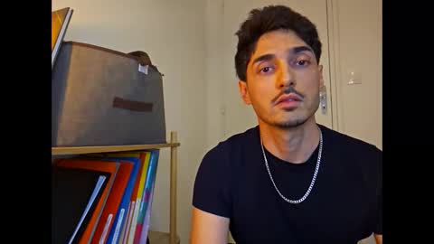 Snapshot of shhervin chatting on April 1, 2026, 12:33 am shhervin online show from April 1, 2026, 12:33 am