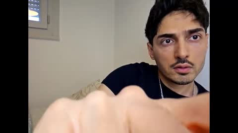 Snapshot of shhervin chatting on April 1, 2026, 5:10 pm shhervin online show from April 1, 2026, 5:10 pm