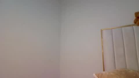 Shilla online show from February 12, 2026, 9:43 pm