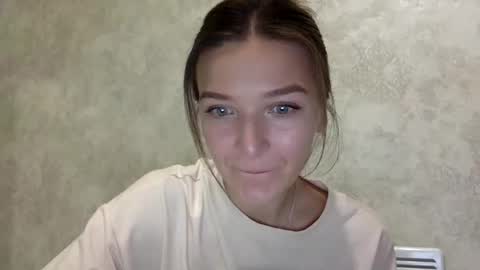 Snapshot of shining_pearl chatting on October 12, 2025, 8:08 pm Jesica online show from October 12, 2025, 8:08 pm