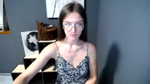 Jesica online show from June 26, 2026, 9:57 am