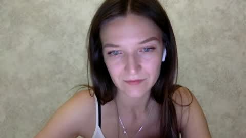 Jesica online show from July 4, 2026, 8:59 pm