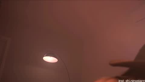 Snapshot of shiningstarrr chatting on March 6, 2025, 1:27 am Nika online show from March 6, 2025, 1:27 am