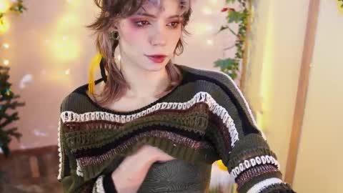 Snapshot of shiny_jail chatting on December 21, 2025, 2:19 am JennyMira THANK YOU FOR 77 777 online show from December 21, 2025, 2:19 am