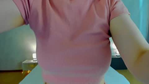 Snapshot of shiny_lisss chatting on May 9, 2026, 1:44 am Lisa online show from May 9, 2026, 1:44 am