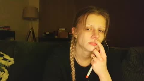 Snapshot of shinyandused chatting on September 19, 2025, 9:43 am shinyandused online show from September 19, 2025, 9:43 am