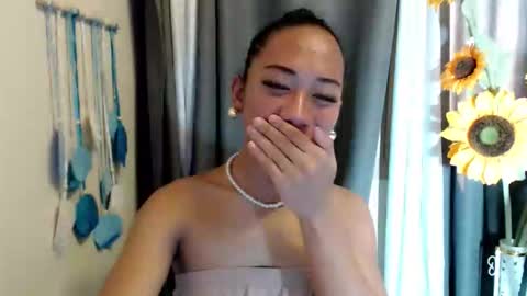 shira_cutttiebigcock online show from April 28, 2026, 6:18 am