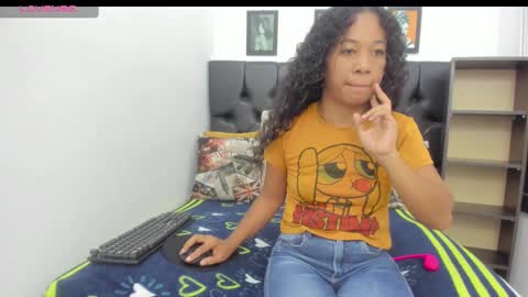 shira_sexylove online show from September 13, 2025, 11:59 pm