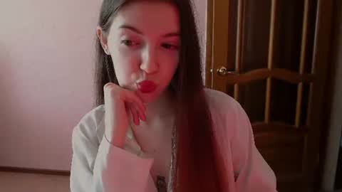 Snapshot of shiraha___rafieru chatting on June 16, 2026, 6:49 am shiraha___rafieru online show from June 16, 2026, 6:49 am