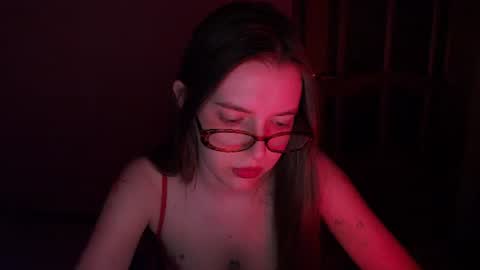 shiraha___rafieru online show from June 25, 2026, 7:29 pm